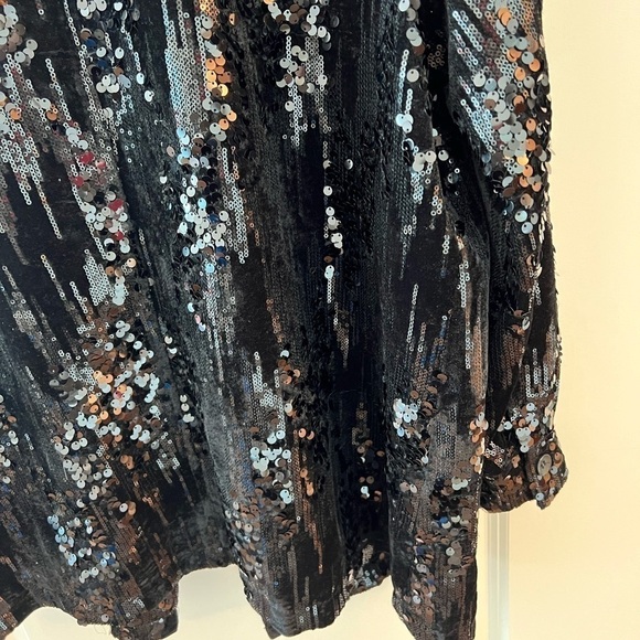 Avec Les Filles Velvet Sequin Black Button Down Shirt Jacket - Picture 7 of 16